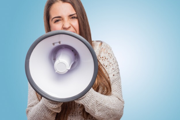 It Attracts People’s Attention